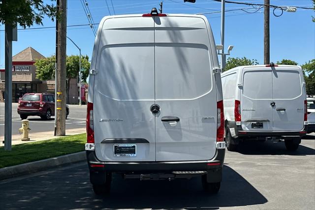 2025 Mercedes-Benz Sprinter 2500 Standard Roof 4-Cyl Diesel HO