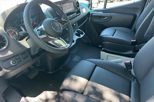 2025 Mercedes-Benz Sprinter 2500 Standard Roof 4-Cyl Diesel HO