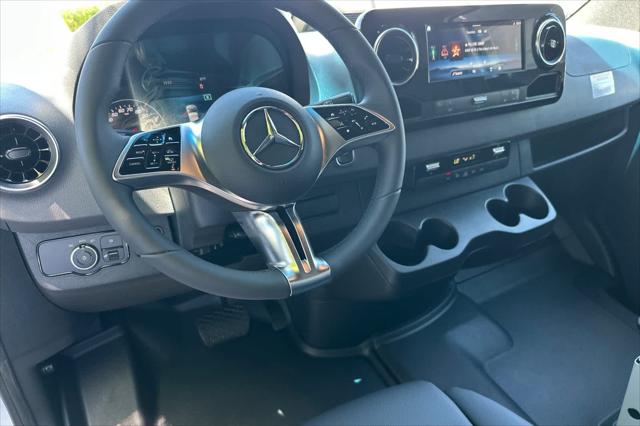 2025 Mercedes-Benz Sprinter 2500 Standard Roof 4-Cyl Diesel HO