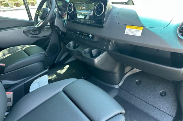 2025 Mercedes-Benz Sprinter 2500 Standard Roof 4-Cyl Diesel HO
