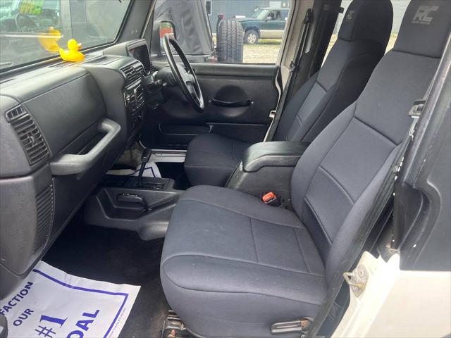 2004 Jeep Wrangler Sport 4WD 2dr SUV