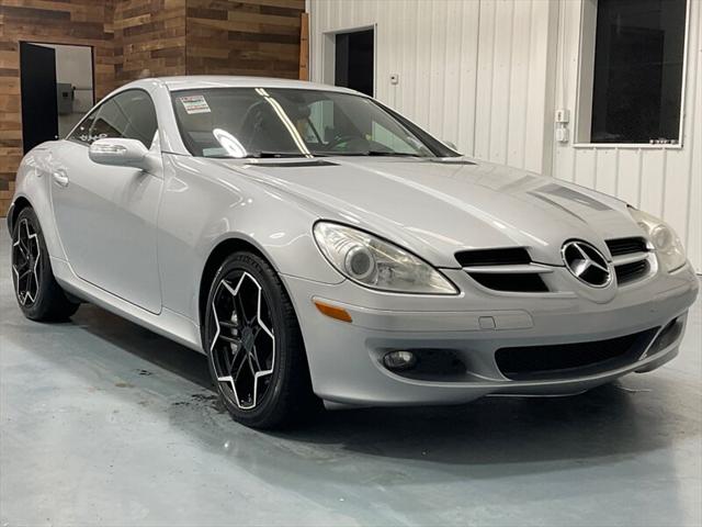 2006 Mercedes-Benz SLK SLK 350 SLK 350 2dr Convertible / 3.0L V6 / Leather Seats