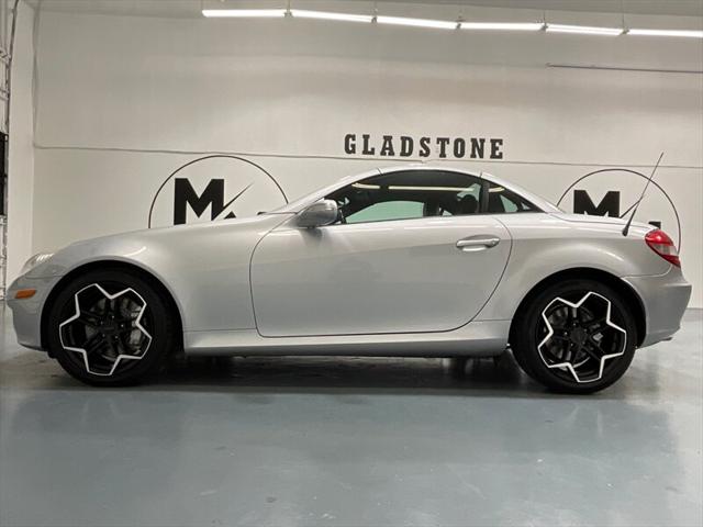 2006 Mercedes-Benz SLK SLK 350 SLK 350 2dr Convertible / 3.0L V6 / Leather Seats
