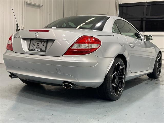 2006 Mercedes-Benz SLK SLK 350 SLK 350 2dr Convertible / 3.0L V6 / Leather Seats