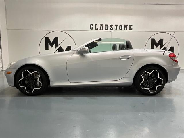 2006 Mercedes-Benz SLK SLK 350 SLK 350 2dr Convertible / 3.0L V6 / Leather Seats