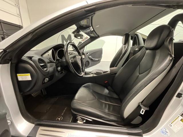 2006 Mercedes-Benz SLK SLK 350 SLK 350 2dr Convertible / 3.0L V6 / Leather Seats