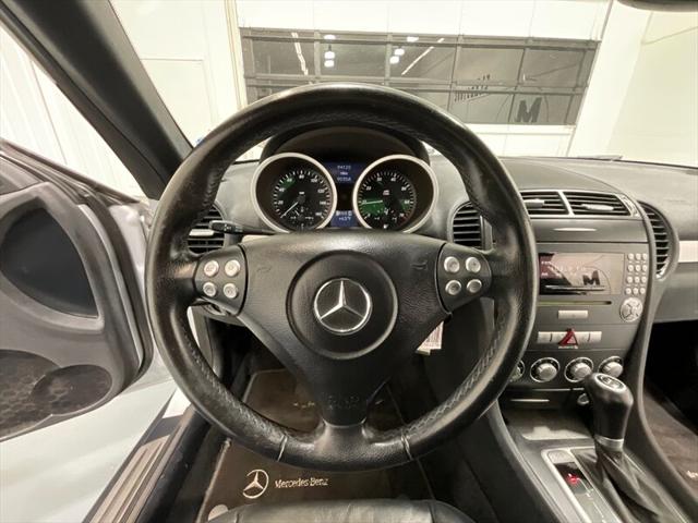 2006 Mercedes-Benz SLK SLK 350 SLK 350 2dr Convertible / 3.0L V6 / Leather Seats