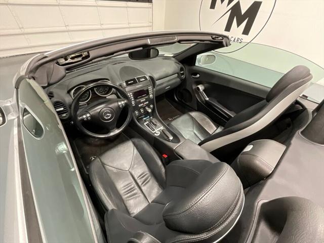 2006 Mercedes-Benz SLK SLK 350 SLK 350 2dr Convertible / 3.0L V6 / Leather Seats