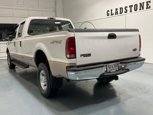 1999 Ford F-250 Lariat Crew Cab 4X4/7.3L DIESEL / 1-OWNER /Leather
