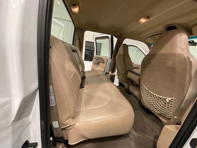 1999 Ford F-250 Lariat Crew Cab 4X4/7.3L DIESEL / 1-OWNER /Leather