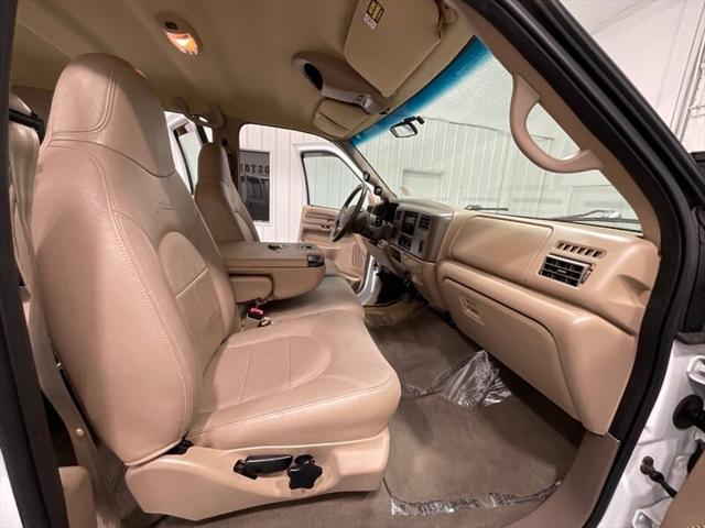 1999 Ford F-250 Lariat Crew Cab 4X4/7.3L DIESEL / 1-OWNER /Leather