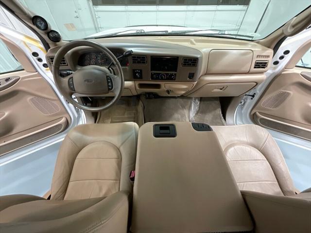 1999 Ford F-250 Lariat Crew Cab 4X4/7.3L DIESEL / 1-OWNER /Leather