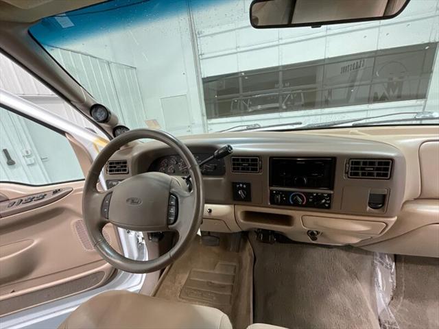 1999 Ford F-250 Lariat Crew Cab 4X4/7.3L DIESEL / 1-OWNER /Leather