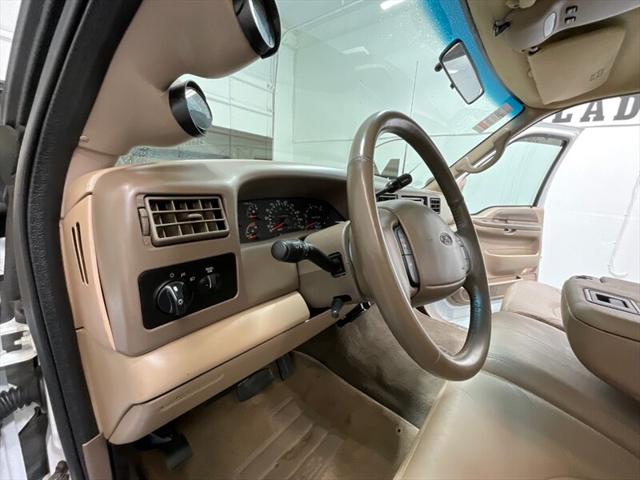 1999 Ford F-250 Lariat Crew Cab 4X4/7.3L DIESEL / 1-OWNER /Leather