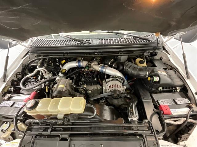 1999 Ford F-250 Lariat Crew Cab 4X4/7.3L DIESEL / 1-OWNER /Leather