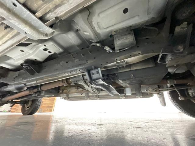 1999 Ford F-250 Lariat Crew Cab 4X4/7.3L DIESEL / 1-OWNER /Leather