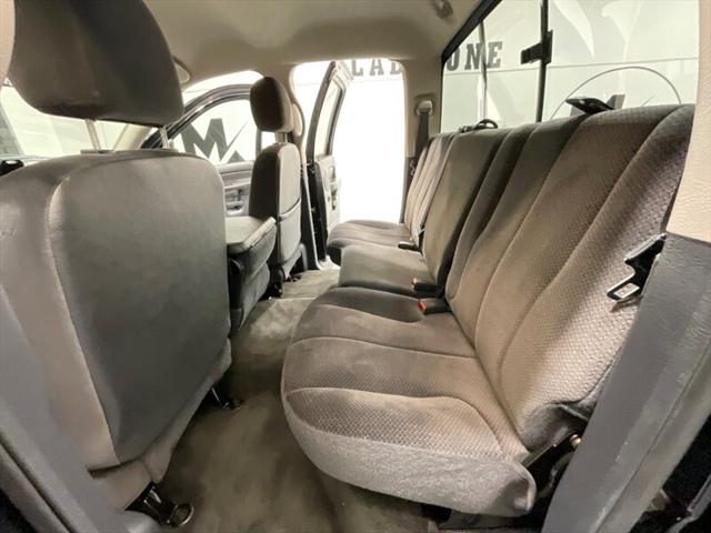 2003 Dodge Ram 2500 SLT 4dr Quad Cab 4X4 / 5.7L V8 / 53,000 MILES