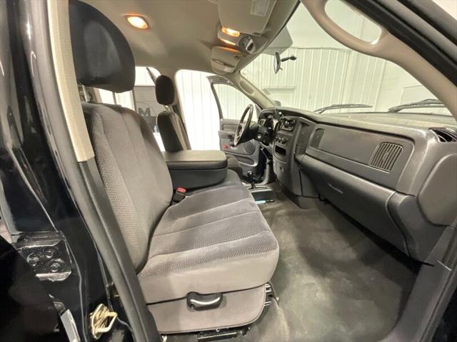 2003 Dodge Ram 2500 SLT 4dr Quad Cab 4X4 / 5.7L V8 / 53,000 MILES