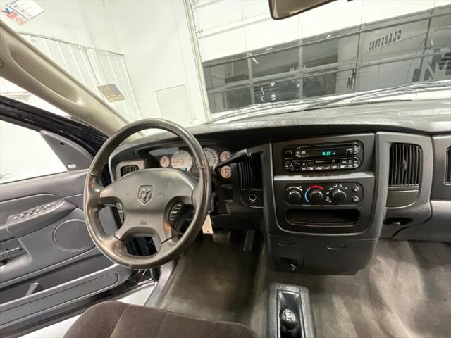 2003 Dodge Ram 2500 SLT 4dr Quad Cab 4X4 / 5.7L V8 / 53,000 MILES