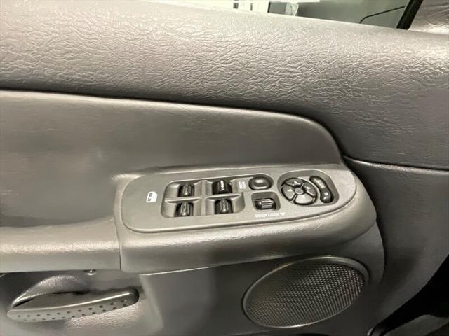 2003 Dodge Ram 2500 SLT 4dr Quad Cab 4X4 / 5.7L V8 / 53,000 MILES