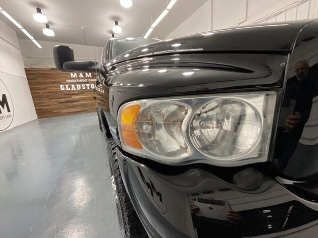 2003 Dodge Ram 2500 SLT 4dr Quad Cab 4X4 / 5.7L V8 / 53,000 MILES
