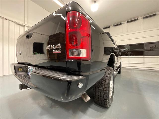 2003 Dodge Ram 2500 SLT 4dr Quad Cab 4X4 / 5.7L V8 / 53,000 MILES