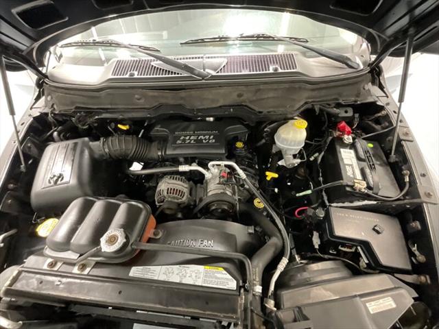 2003 Dodge Ram 2500 SLT 4dr Quad Cab 4X4 / 5.7L V8 / 53,000 MILES