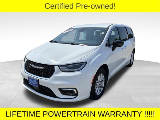 2024 Chrysler Pacifica Touring L