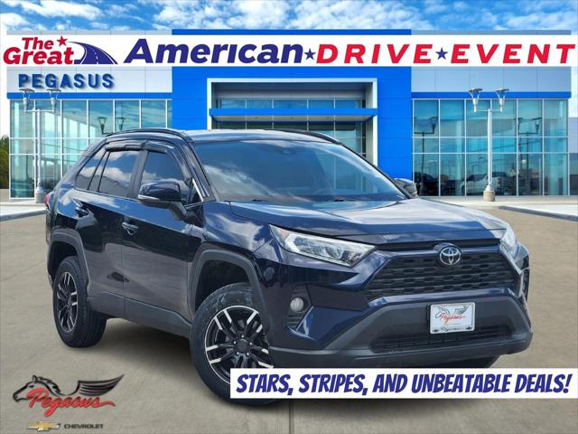 2020 Toyota RAV4 XLE