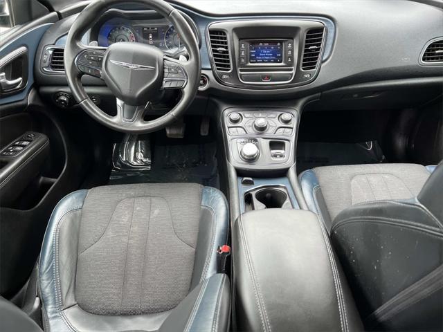 2015 Chrysler 200 S