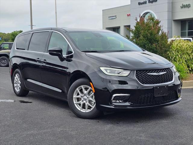 2025 Chrysler Pacifica PACIFICA SELECT