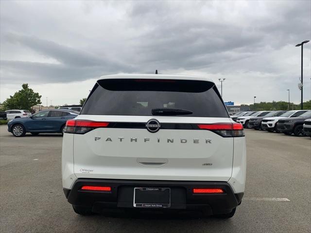 2024 Nissan Pathfinder S 4WD