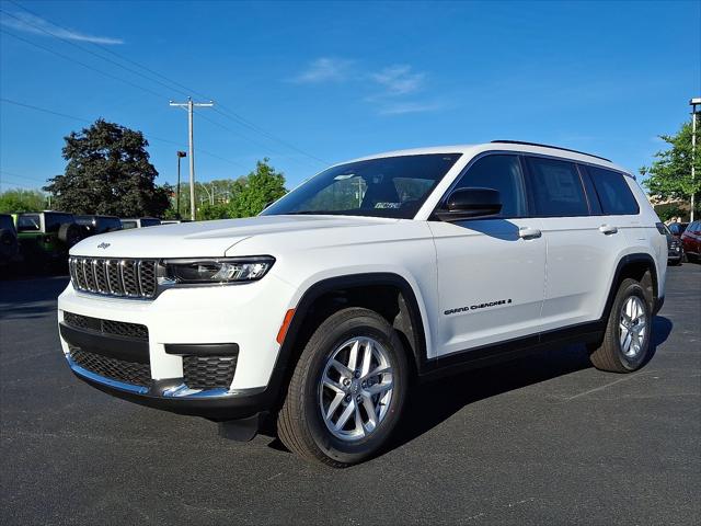 2025 Jeep Grand Cherokee GRAND CHEROKEE L LAREDO X 4X4