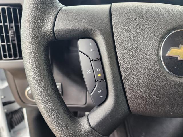 2025 Chevrolet Express Cutaway Work Van