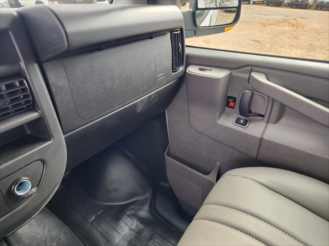 2025 Chevrolet Express Cutaway Work Van
