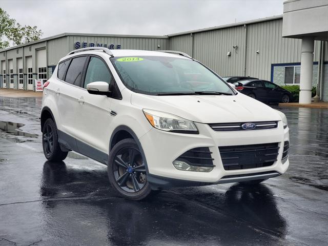 Used 2014 Ford Escape Titanium with VIN 1FMCU0J9XEUC77958 for sale in Waterford, MI