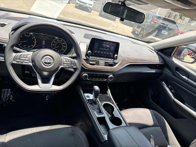 2023 Nissan Altima SV FWD
