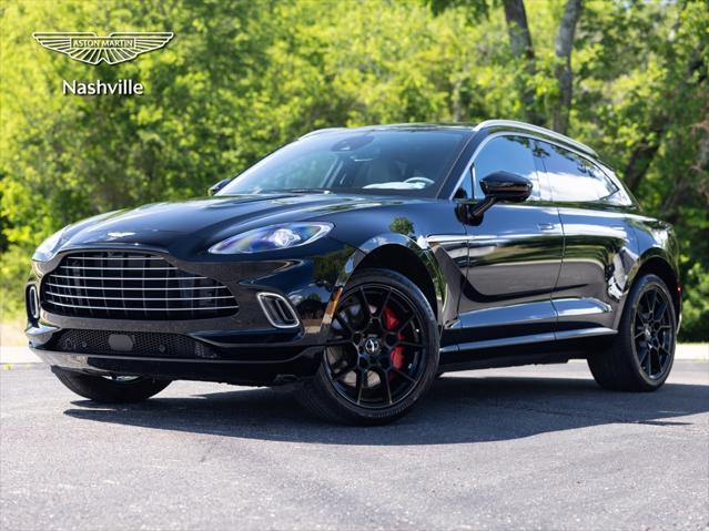 /2021 Aston-Martin DBX