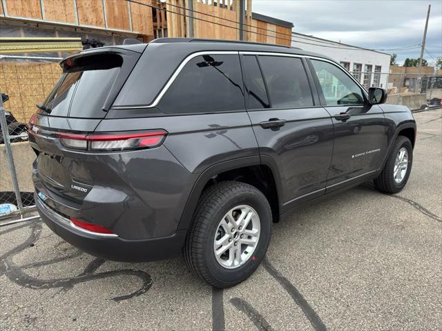 2025 Jeep Grand Cherokee GRAND CHEROKEE LAREDO 4X4 2025 Jeep Grand Cherokee GRAND CHEROKEE LAREDO 4X4