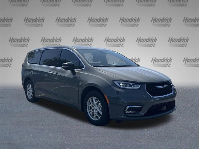 2025 Chrysler Pacifica PACIFICA SELECT