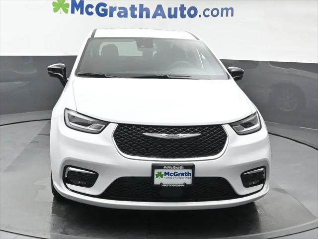 2025 Chrysler Pacifica PACIFICA SELECT