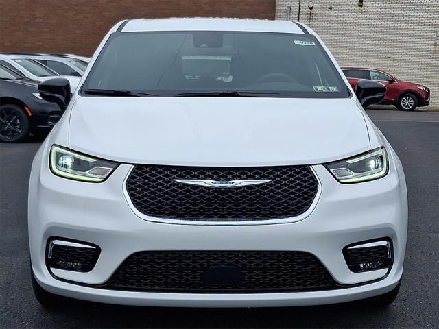 2025 Chrysler Pacifica PACIFICA SELECT AWD