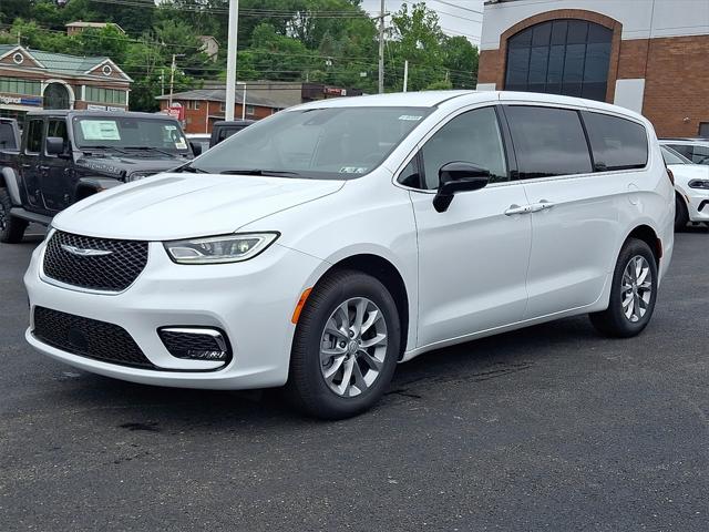 2025 Chrysler Pacifica PACIFICA SELECT AWD