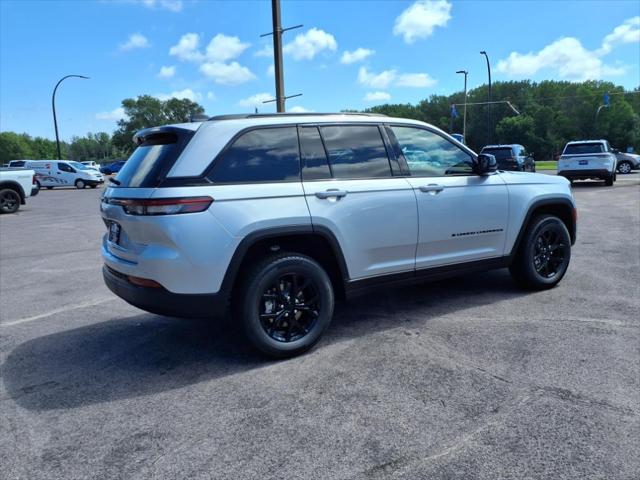 2025 Jeep Grand Cherokee GRAND CHEROKEE ALTITUDE 4X4