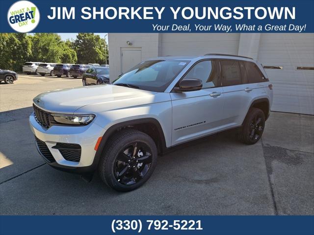 2025 Jeep Grand Cherokee GRAND CHEROKEE ALTITUDE 4X4 2025 Jeep Grand Cherokee GRAND CHEROKEE ALTITUDE 4X4