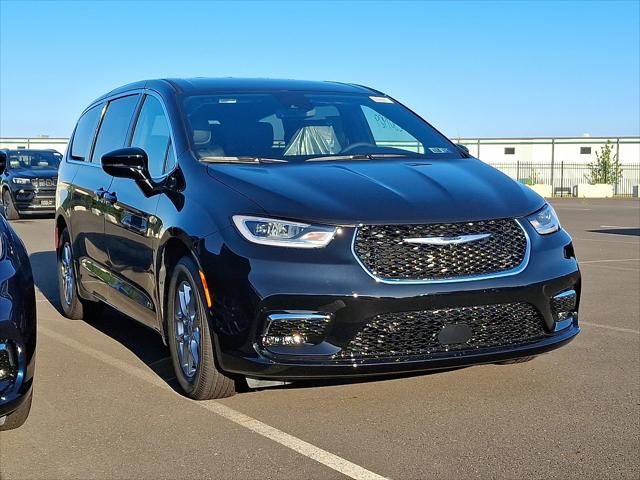 2025 Chrysler Pacifica PACIFICA SELECT