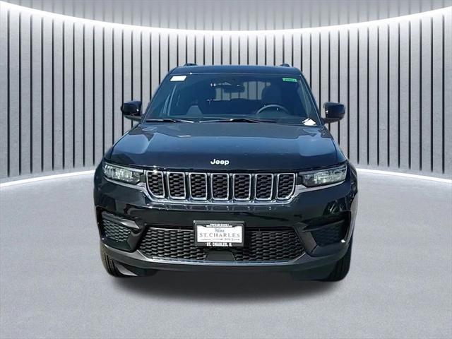 2025 Jeep Grand Cherokee Laredo X 4x4