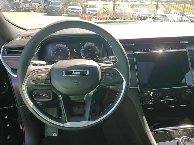 2025 Jeep Grand Cherokee Laredo X 4x4