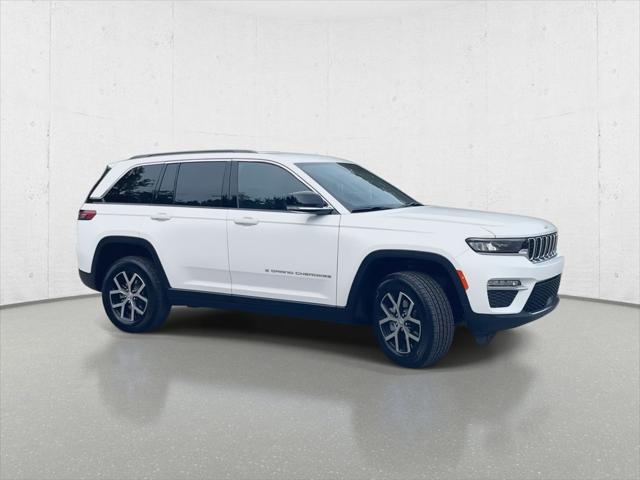2025 Jeep Grand Cherokee GRAND CHEROKEE LIMITED 4X4