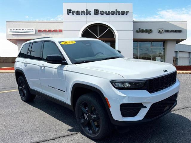 2025 Jeep Grand Cherokee GRAND CHEROKEE ALTITUDE X 4X4